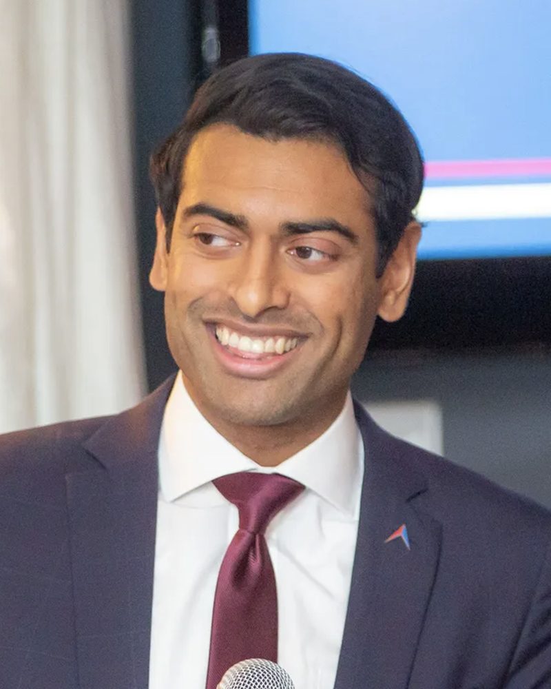 Steven Olikara